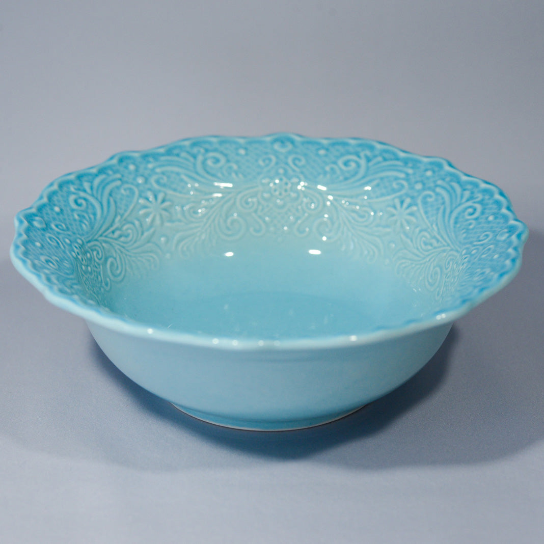 レースボウル 15cm 〈ペールブルー〉 – LuCeRa Porcelains