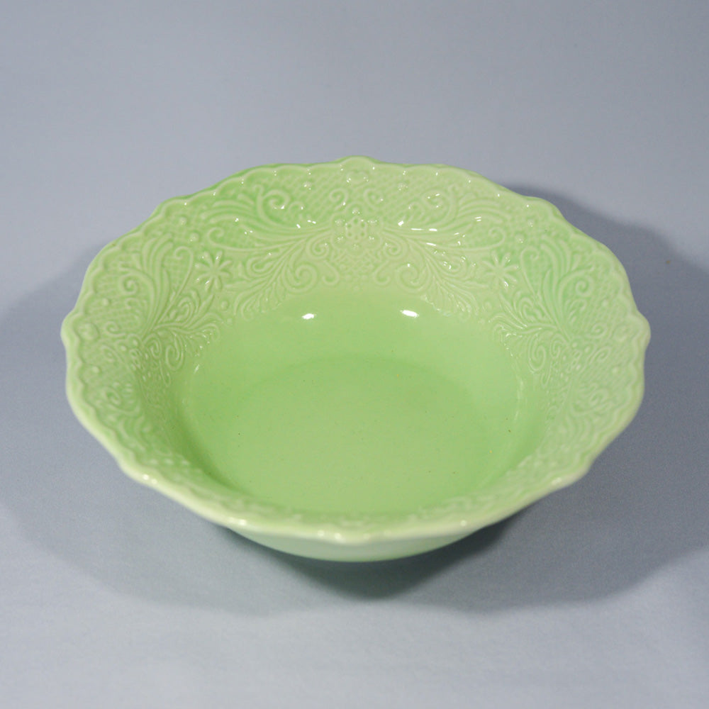 レースボウル 15cm 〈ペールグリーン〉